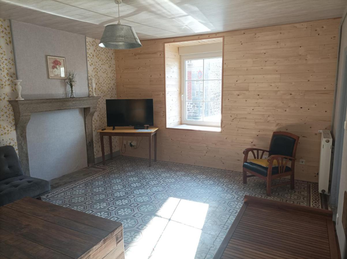 Gite Auvraysien 10p La Foret-Auvray Extérieur photo